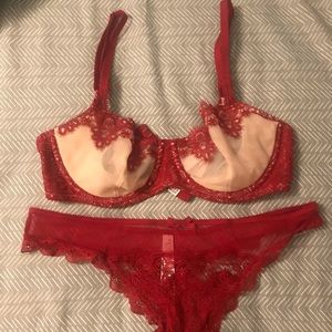 Tan and lace Victoria’s Secret set
